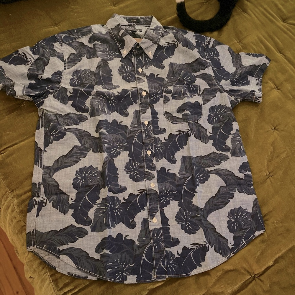 Men’s JCrew top